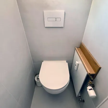 A Nette Apartment *
